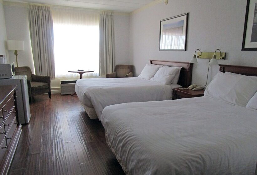 酒店 Claymore Inn And Suites