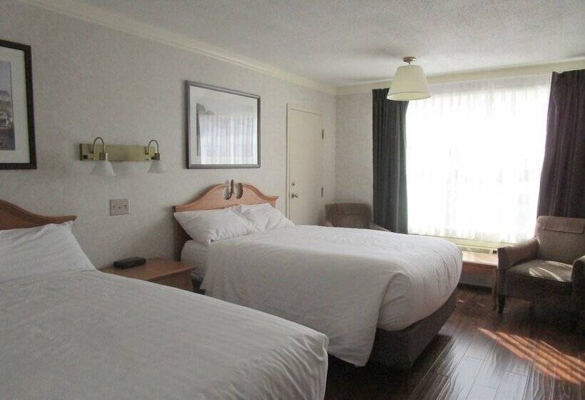 酒店 Claymore Inn And Suites