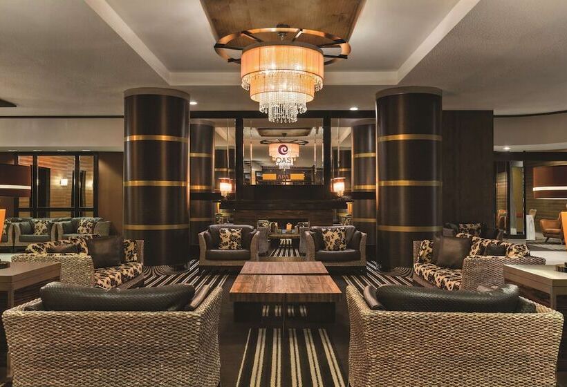 Coast Edmonton Plaza Hotel By Apa