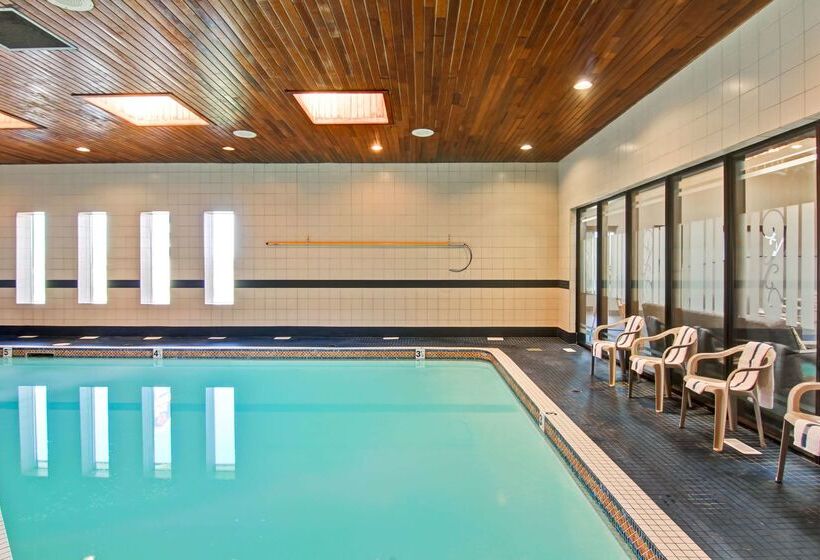 Radisson Hotel & Conference Centre Edmonton