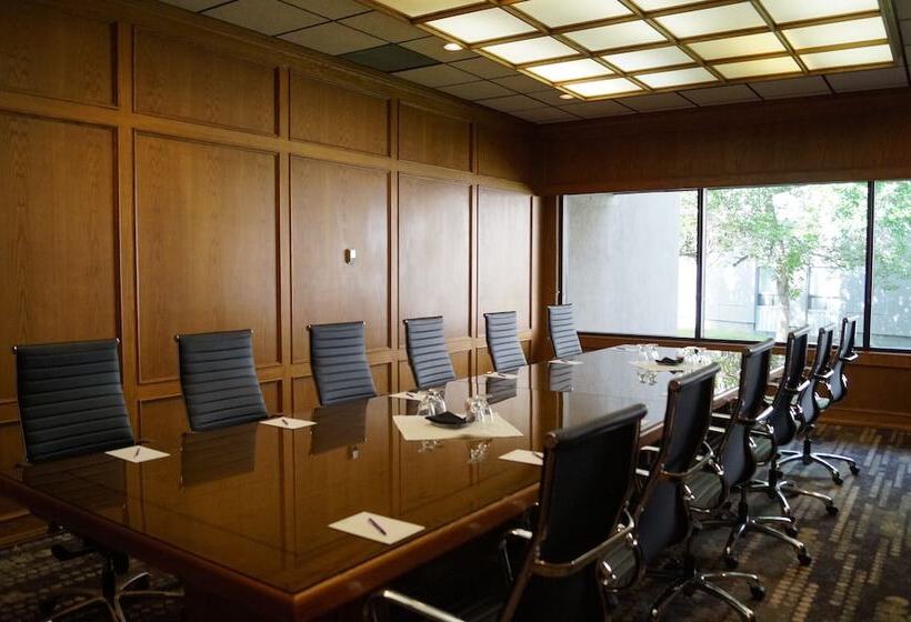 Radisson Hotel & Conference Centre Edmonton