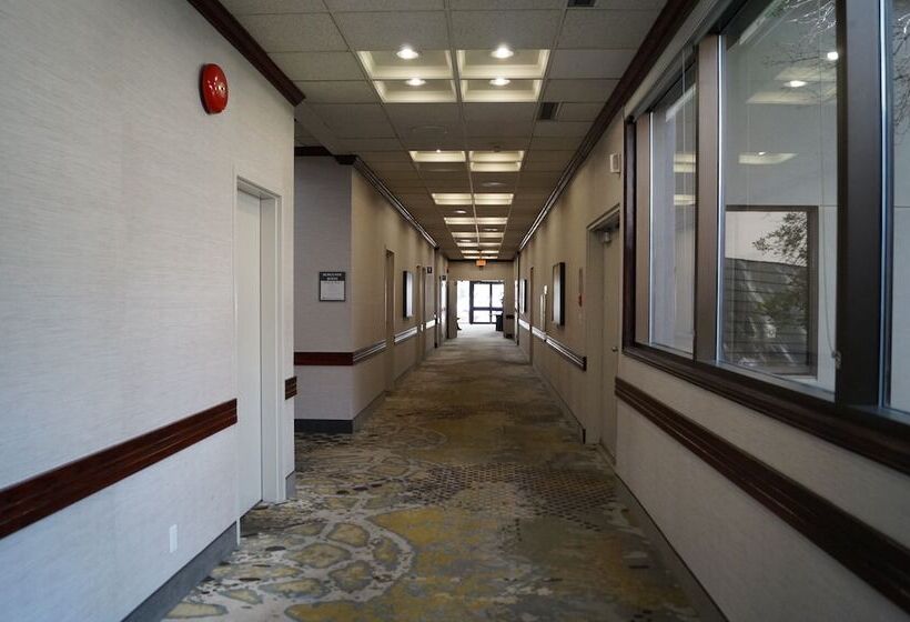 Radisson Hotel & Conference Centre Edmonton