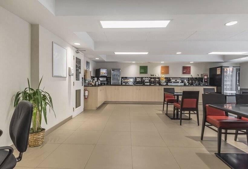 فندق Quality Inn