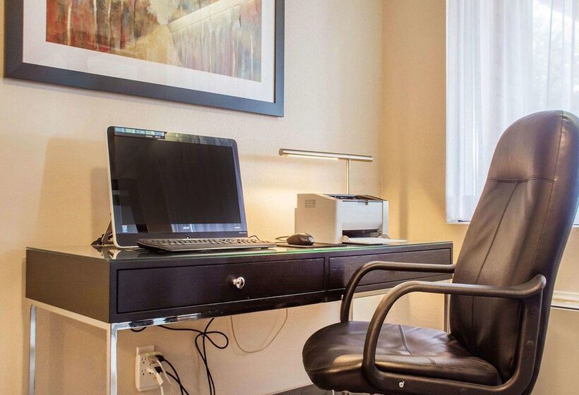 فندق Comfort Inn