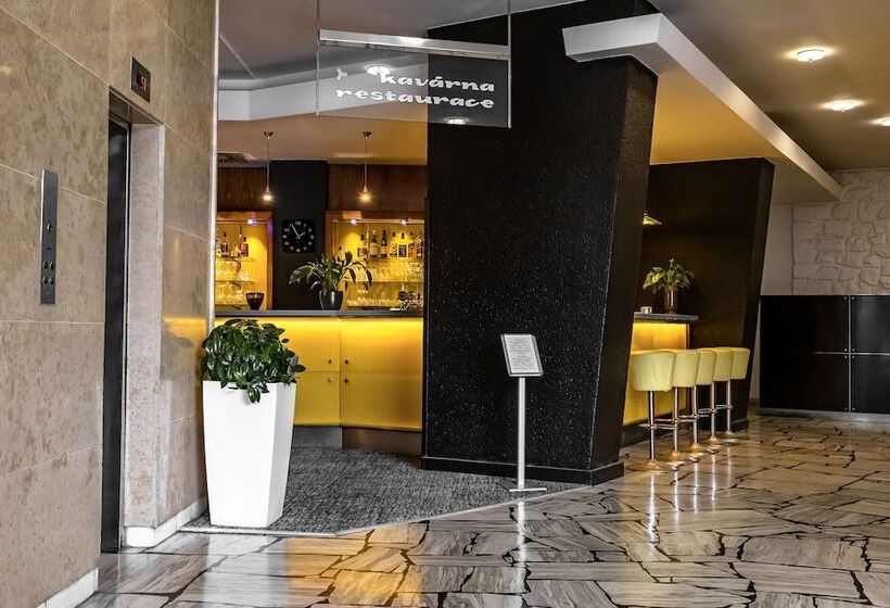 فندق Continental