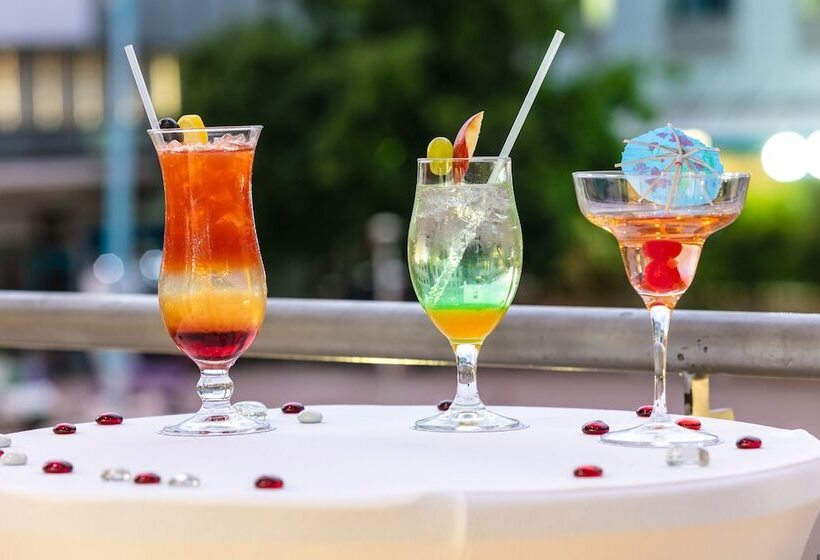 호텔 Cresta President