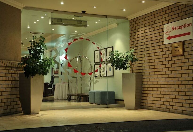 호텔 Cresta President