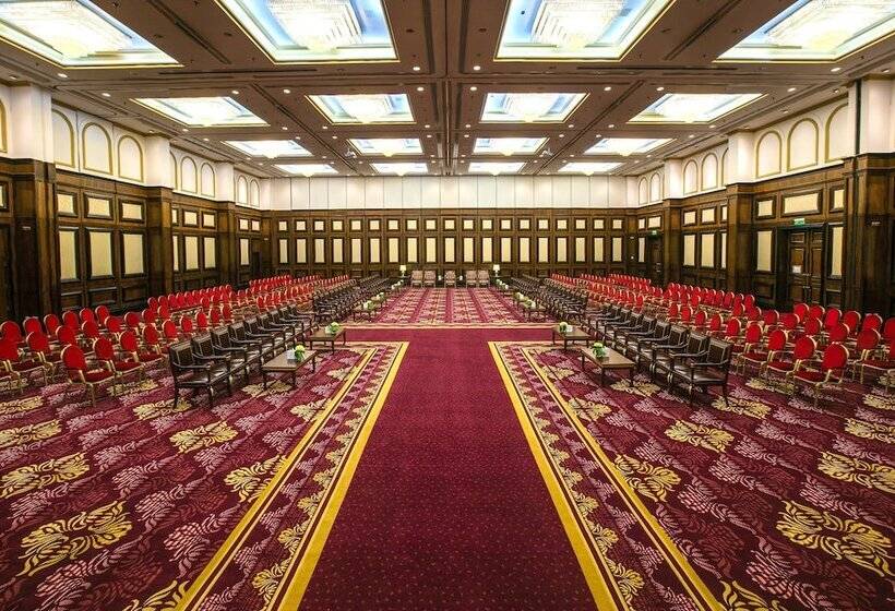 هتل Crowne Plaza Bahrain, An Ihg