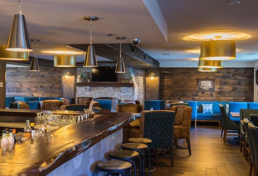 호텔 Crowne Plaza Fredericton Lord Beaverbrook, An Ihg