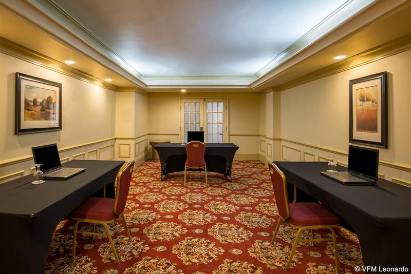 호텔 Crowne Plaza Fredericton Lord Beaverbrook, An Ihg