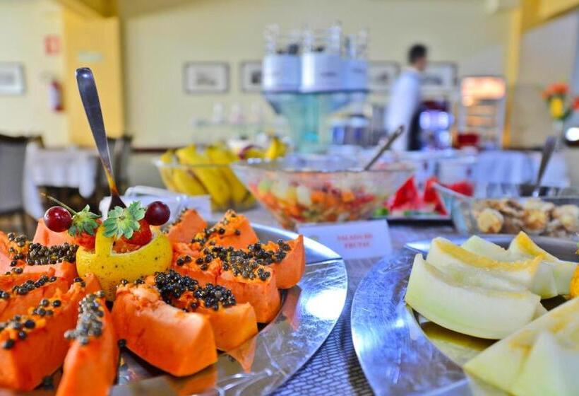 בית מלון כפרי Curi Palace