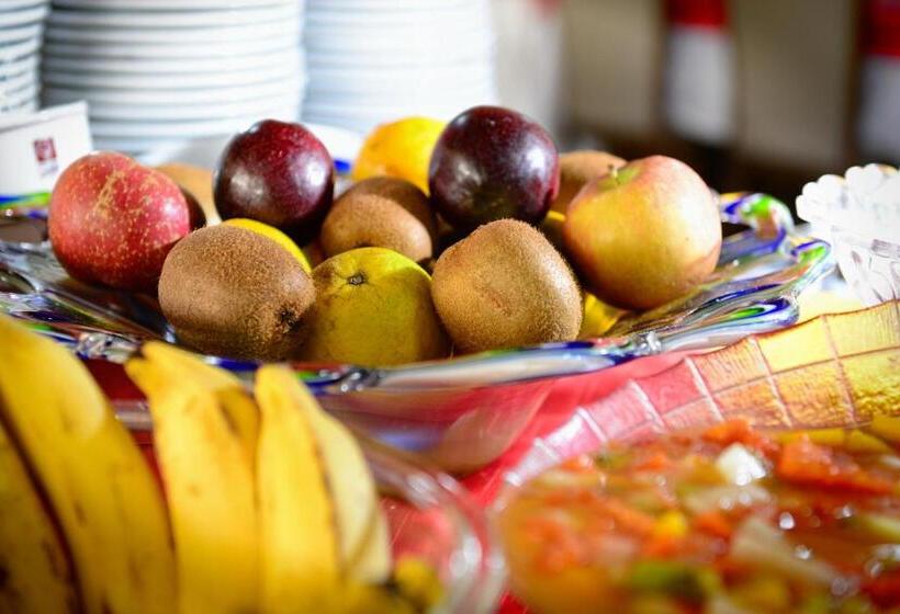 בית מלון כפרי Curi Palace