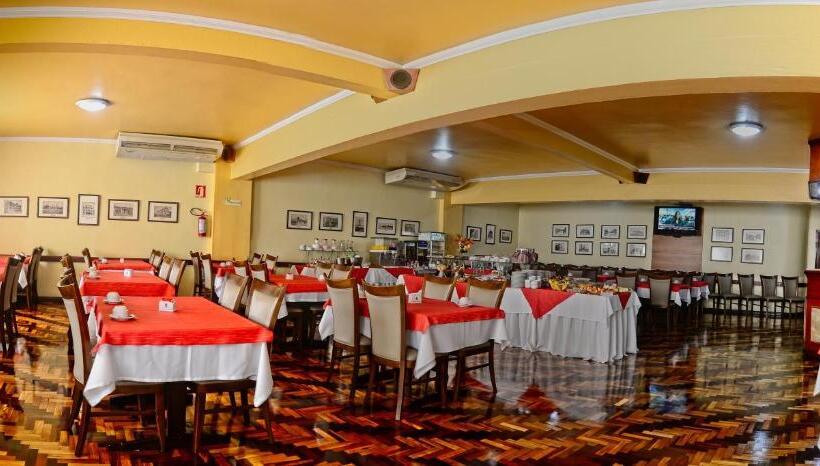 בית מלון כפרי Curi Palace