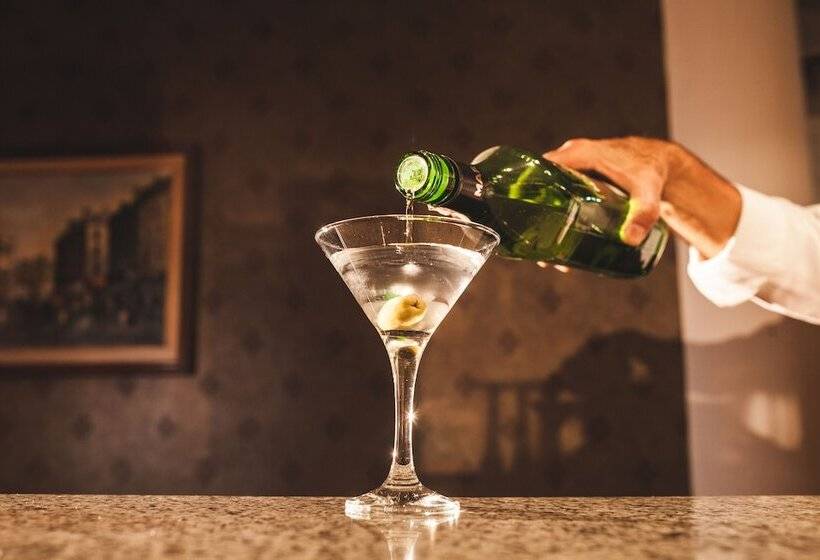 Отель Curitiba Palace