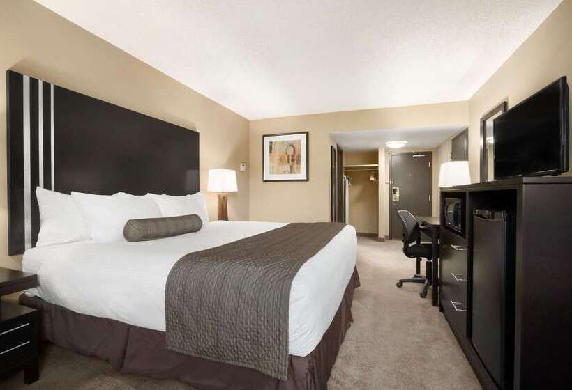 فندق Days Inn By Wyndham Calgary Northwest