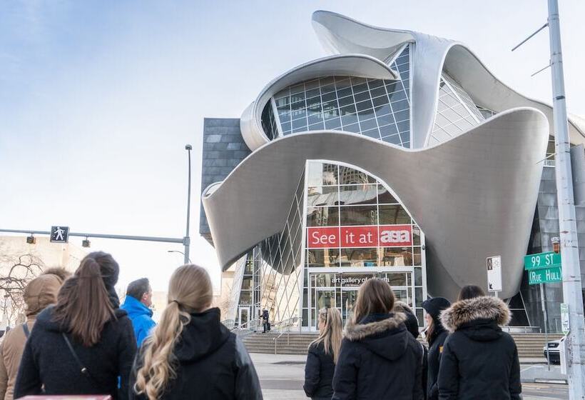 فندق Days Inn By Wyndham Edmonton Downtown