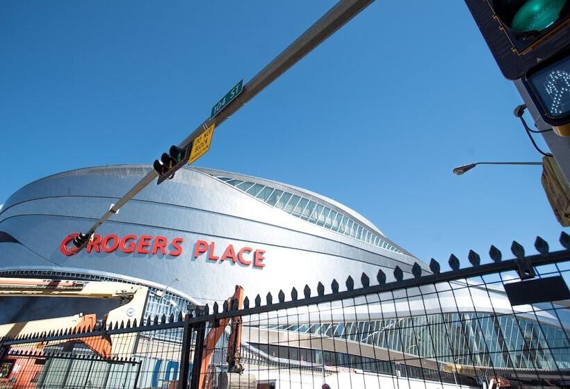 فندق Days Inn By Wyndham Edmonton Downtown