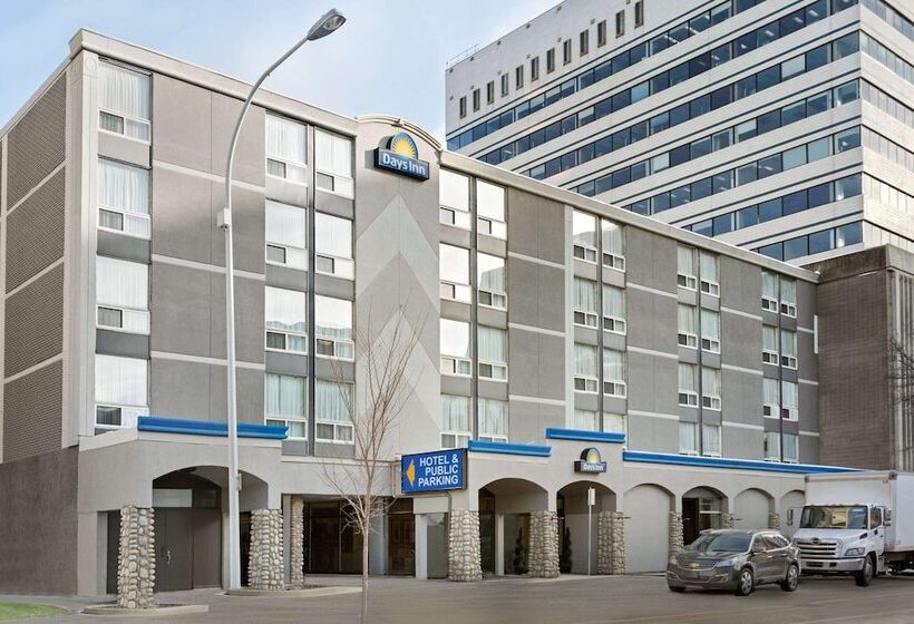 فندق Days Inn By Wyndham Edmonton Downtown