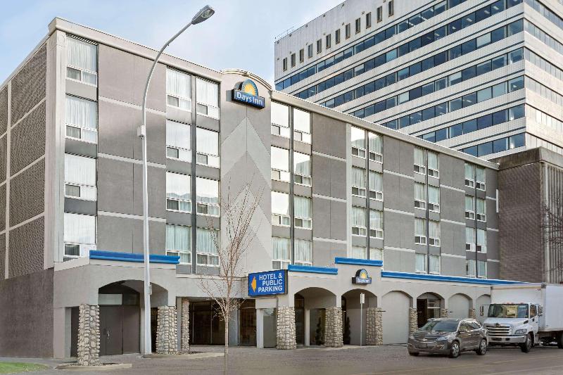فندق Days Inn By Wyndham Edmonton Downtown