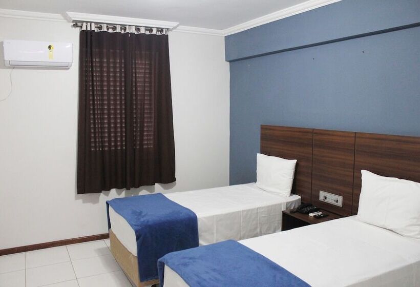 בית מלון כפרי Days Inn By Wyndham Uberlândia