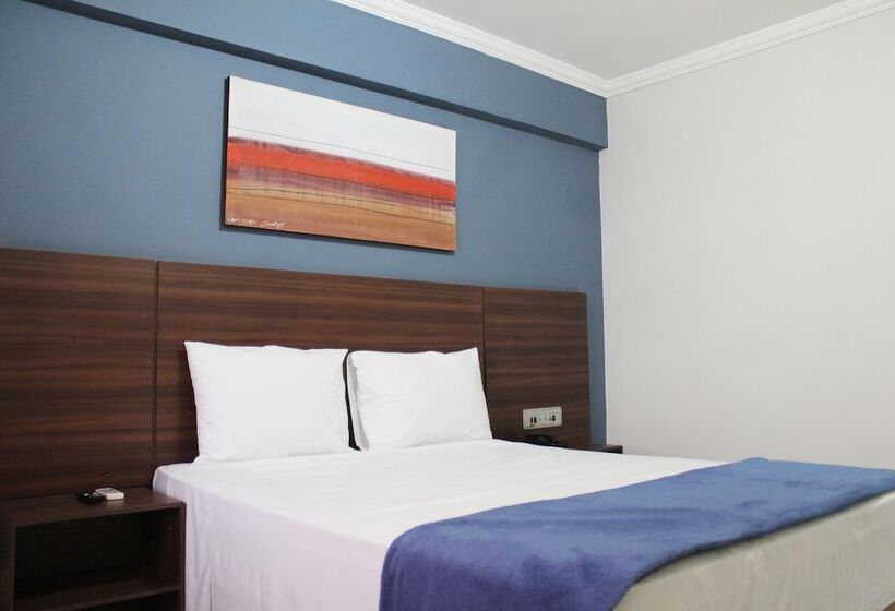 בית מלון כפרי Days Inn By Wyndham Uberlândia