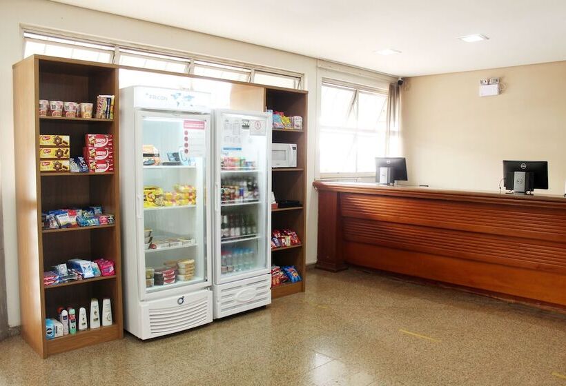 בית מלון כפרי Days Inn By Wyndham Uberlândia