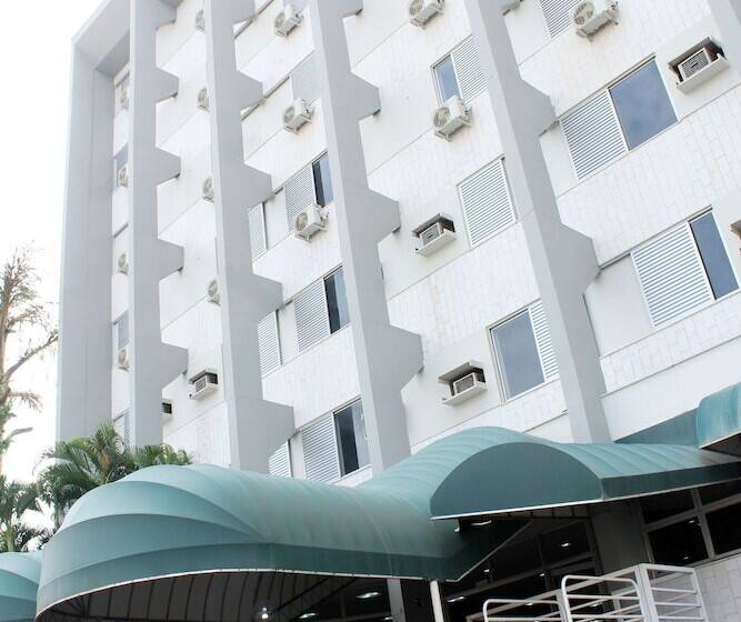 בית מלון כפרי Days Inn By Wyndham Uberlândia