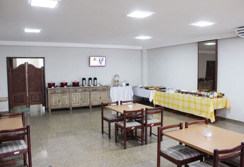 בית מלון כפרי Days Inn By Wyndham Uberlândia