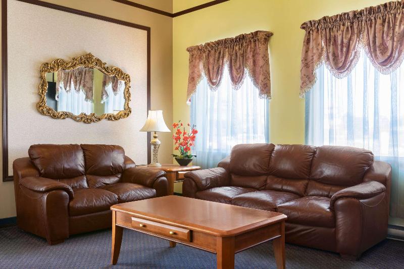 Отель Days Inn Blainville & Centre De Conférence