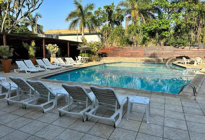 Apart Hotel Delphin Guaruja