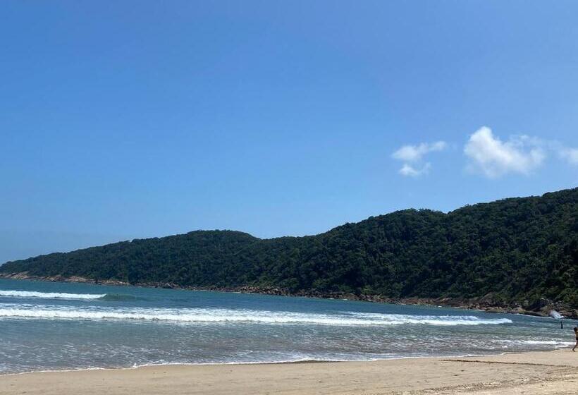 Apart Hotel Delphin Guaruja