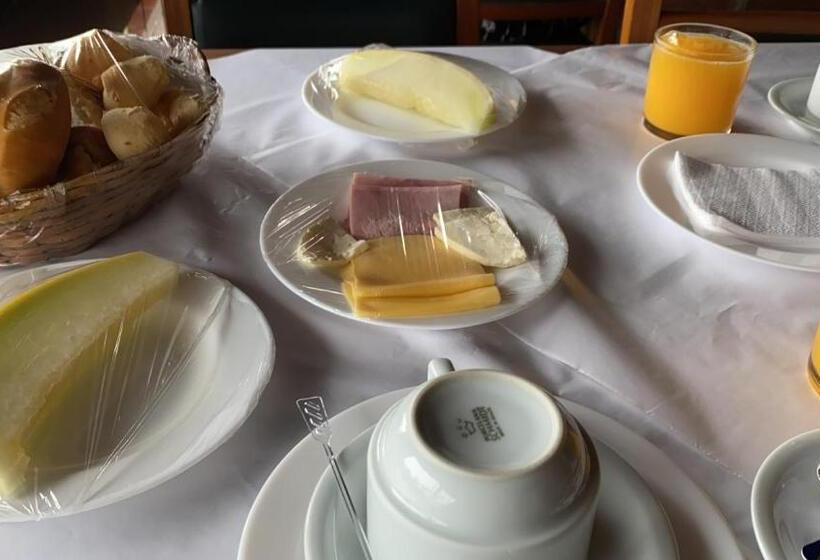 Apart Hotel Delphin Guaruja