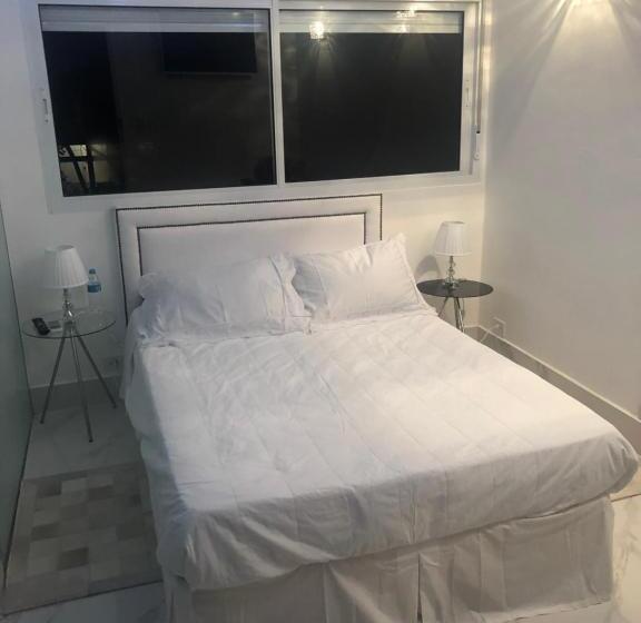 Apart Hotel Delphin Guaruja