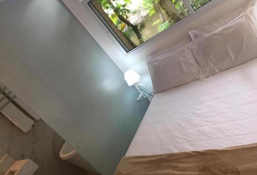 Apart Hotel Delphin Guaruja