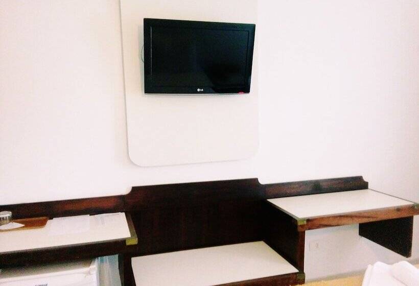 Apart Hotel Delphin Guaruja