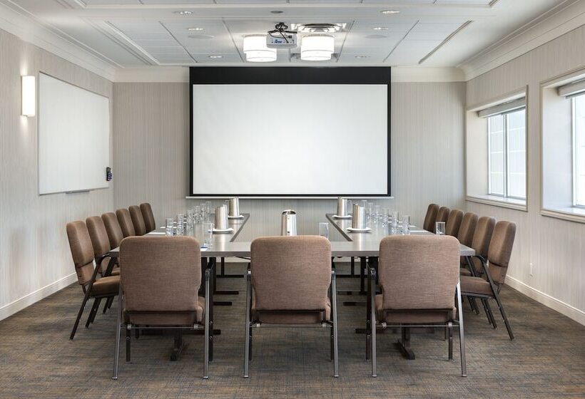 Delta Hotels By Marriott Calgary South