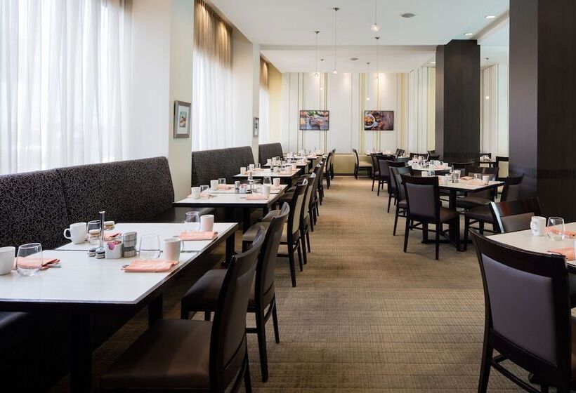 Delta Hotels By Marriott Edmonton South Conference Centre