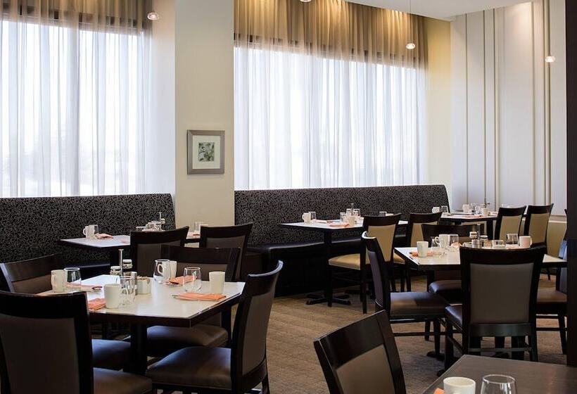 Delta Hotels By Marriott Edmonton South Conference Centre