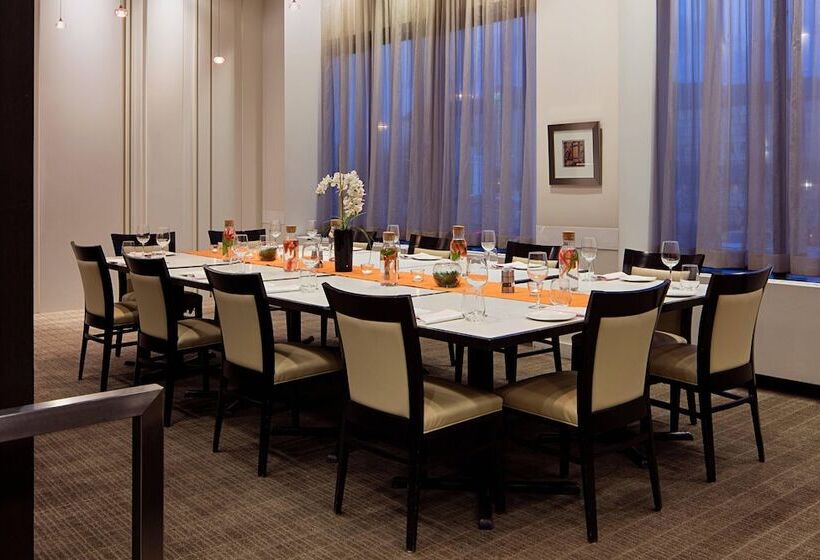 Delta Hotels By Marriott Edmonton South Conference Centre