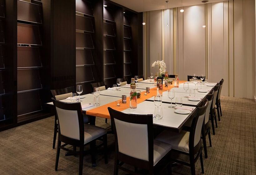 Delta Hotels By Marriott Edmonton South Conference Centre