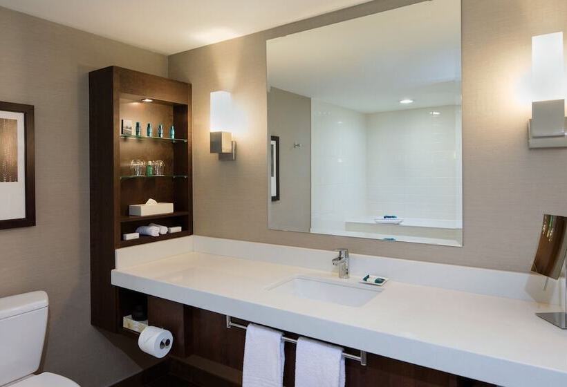 Delta Hotels By Marriott Edmonton South Conference Centre