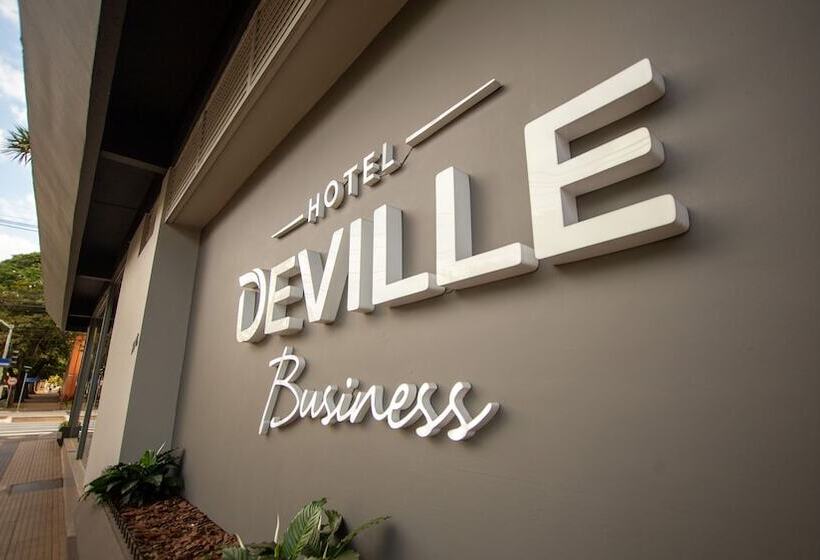 ホテル Deville Business Maringa