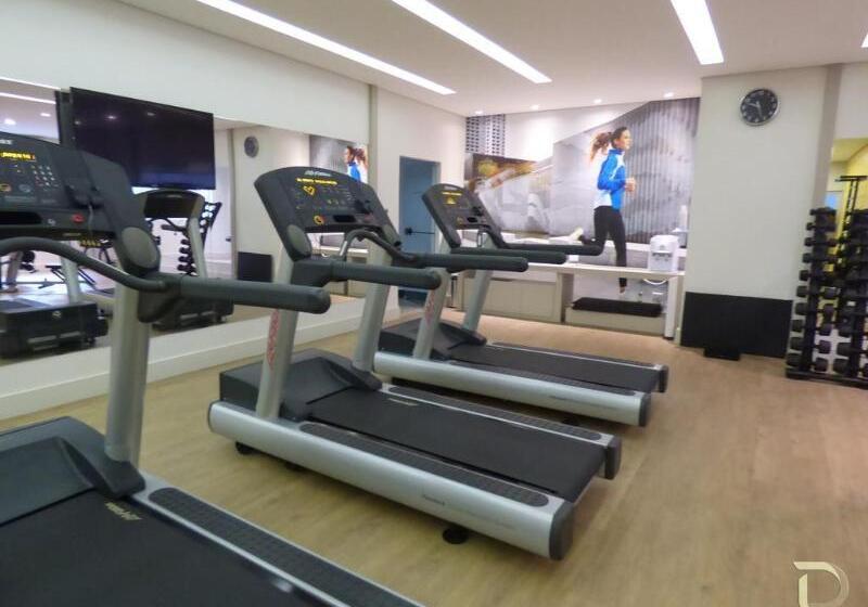 ホテル Deville Business Maringa