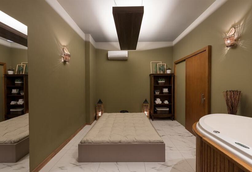 ホテル Deville Business Maringa