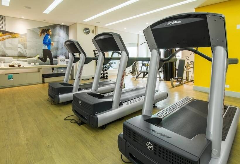 ホテル Deville Business Maringa