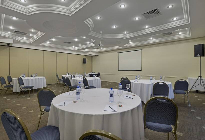 فندق Deville Curitiba Batel