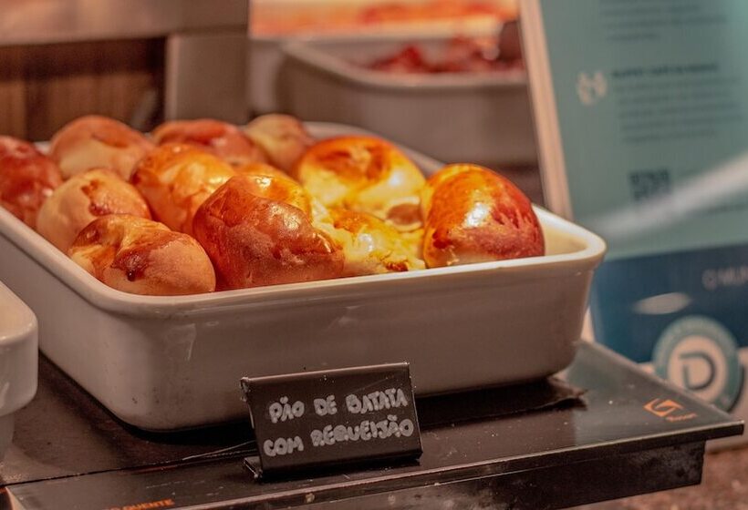 فندق Deville Curitiba Batel