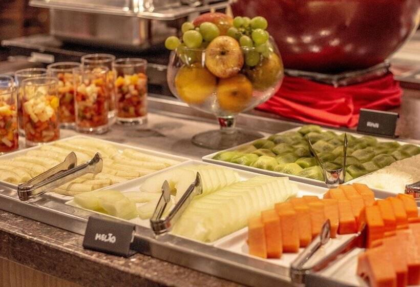 فندق Deville Curitiba Batel