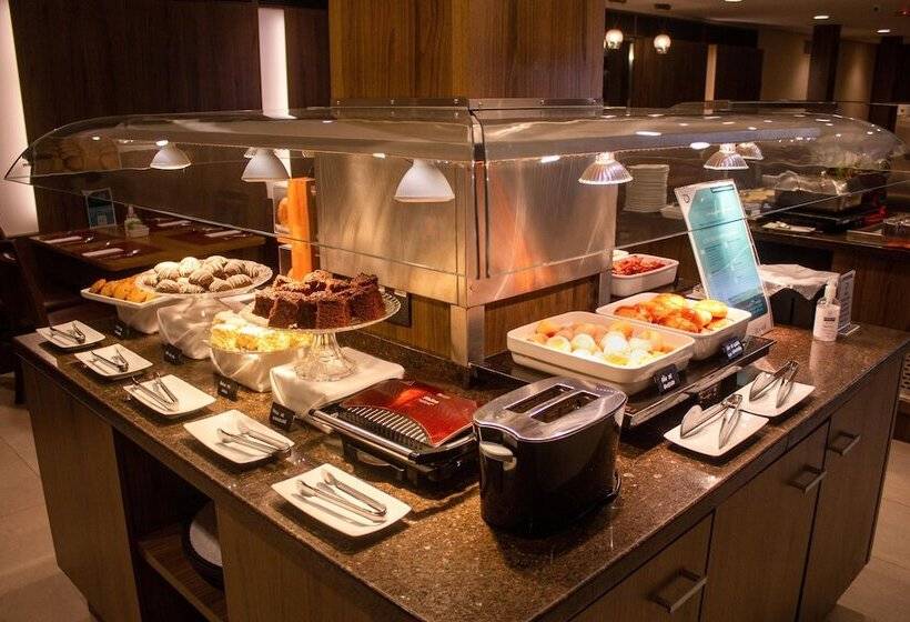 فندق Deville Curitiba Batel