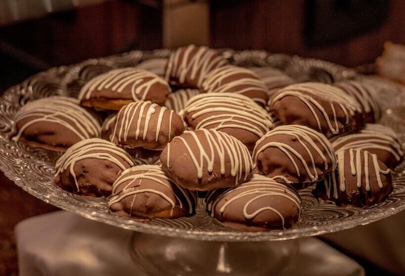 فندق Deville Curitiba Batel